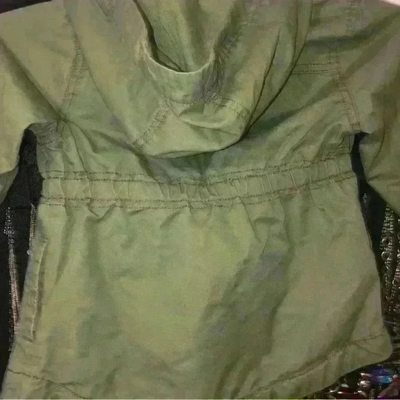 Old Navy Green Jacket 2t - Picture 3 of 3